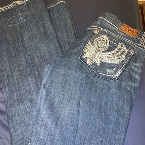adiktd jeans.